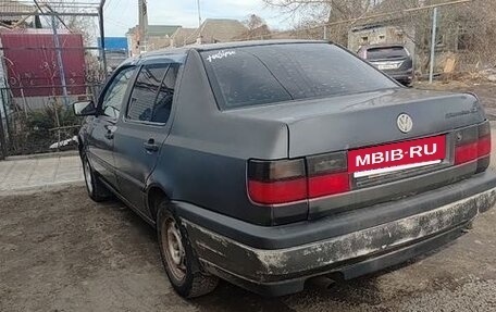 Volkswagen Vento, 1992 год, 180 000 рублей, 6 фотография