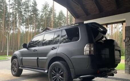 Mitsubishi Pajero IV, 2019 год, 4 950 000 рублей, 13 фотография