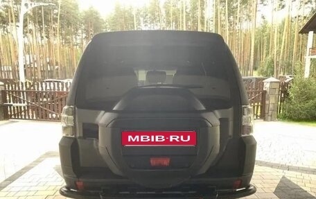 Mitsubishi Pajero IV, 2019 год, 4 950 000 рублей, 12 фотография