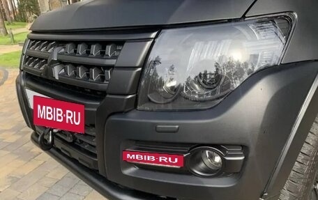 Mitsubishi Pajero IV, 2019 год, 4 950 000 рублей, 8 фотография