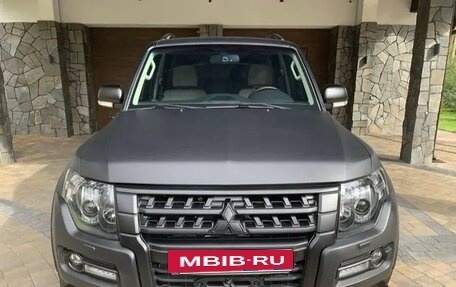 Mitsubishi Pajero IV, 2019 год, 4 950 000 рублей, 17 фотография