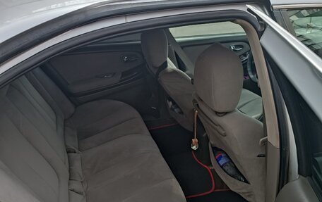 Nissan Maxima VIII, 2000 год, 310 000 рублей, 6 фотография