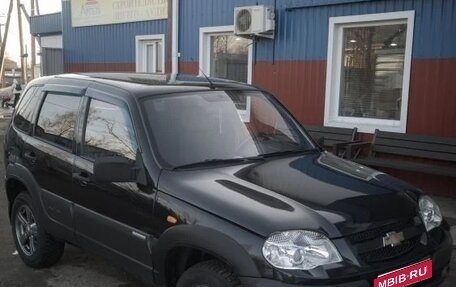 Chevrolet Niva I рестайлинг, 2010 год, 550 000 рублей, 1 фотография