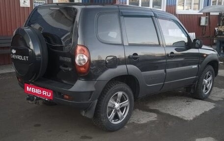 Chevrolet Niva I рестайлинг, 2010 год, 550 000 рублей, 5 фотография