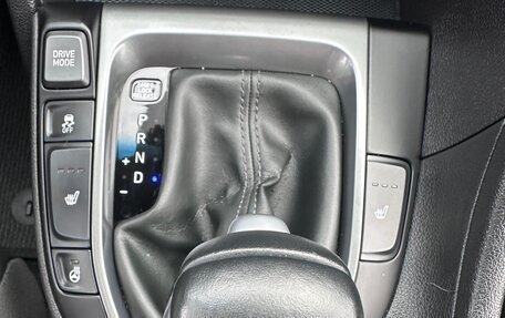 Hyundai Veloster II, 2018 год, 1 850 000 рублей, 17 фотография