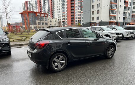 Opel Astra J, 2011 год, 630 000 рублей, 4 фотография