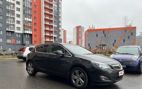 Opel Astra J, 2011 год, 630 000 рублей, 3 фотография