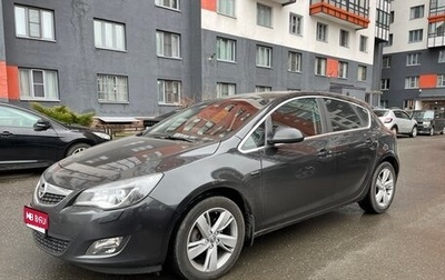 Opel Astra J, 2011 год, 630 000 рублей, 1 фотография