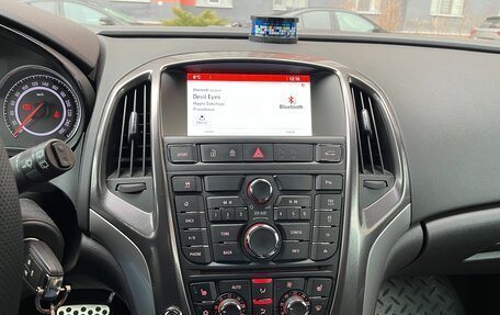 Opel Astra J, 2011 год, 630 000 рублей, 11 фотография