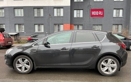 Opel Astra J, 2011 год, 630 000 рублей, 7 фотография