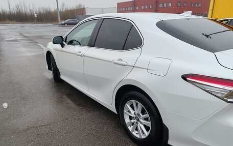 Toyota Camry, 2020 год, 3 100 000 рублей, 10 фотография