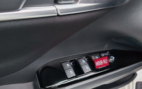 Toyota Camry, 2020 год, 3 100 000 рублей, 17 фотография