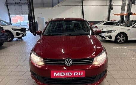Volkswagen Polo VI (EU Market), 2011 год, 694 330 рублей, 2 фотография