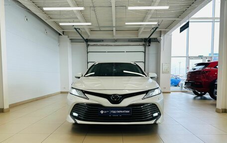 Toyota Camry, 2018 год, 2 899 900 рублей, 9 фотография