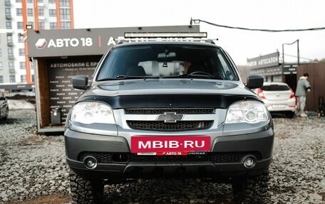Chevrolet Niva I рестайлинг, 2012 год, 520 000 рублей, 3 фотография