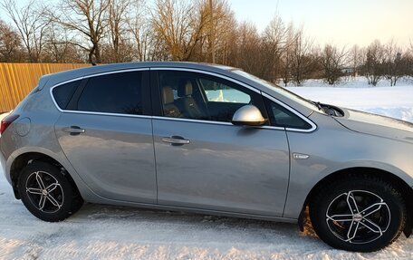 Opel Astra J, 2010 год, 830 000 рублей, 6 фотография