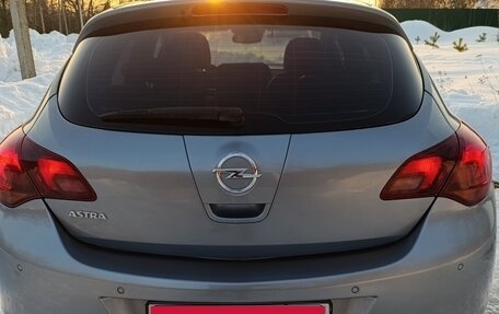 Opel Astra J, 2010 год, 830 000 рублей, 8 фотография