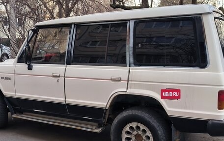 Mitsubishi Pajero III рестайлинг, 1983 год, 850 000 рублей, 7 фотография