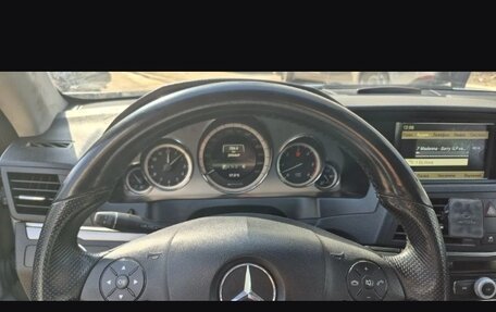 Mercedes-Benz E-Класс, 2009 год, 1 600 000 рублей, 4 фотография