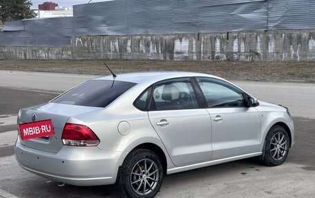 Volkswagen Polo VI (EU Market), 2013 год, 990 000 рублей, 3 фотография