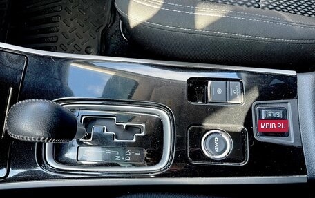 Mitsubishi Outlander III рестайлинг 3, 2018 год, 2 350 000 рублей, 20 фотография