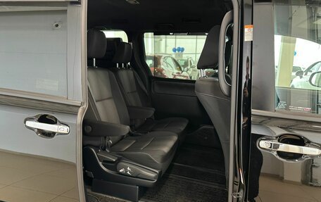 Toyota Voxy III, 2019 год, 2 999 900 рублей, 19 фотография