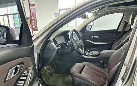 BMW 3 серия, 2021 год, 1 982 000 рублей, 12 фотография