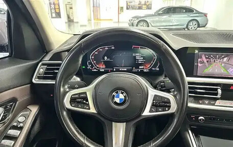 BMW 3 серия, 2021 год, 1 982 000 рублей, 16 фотография