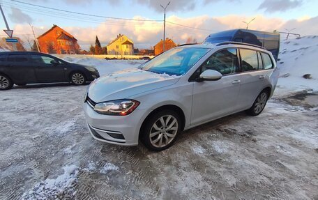 Volkswagen Golf VII, 2019 год, 1 730 000 рублей, 8 фотография