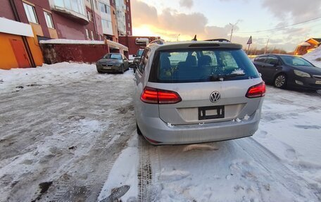 Volkswagen Golf VII, 2019 год, 1 730 000 рублей, 3 фотография