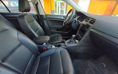 Volkswagen Golf VII, 2019 год, 1 730 000 рублей, 11 фотография