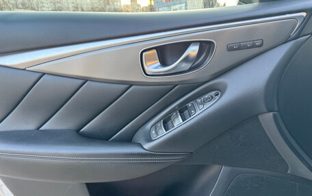 Infiniti Q50 I рестайлинг, 2015 год, 1 650 000 рублей, 16 фотография