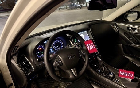 Infiniti Q50 I рестайлинг, 2015 год, 1 650 000 рублей, 29 фотография