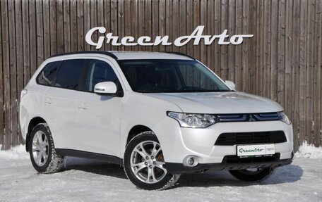 Mitsubishi Outlander III рестайлинг 3, 2014 год, 1 770 000 рублей, 3 фотография