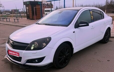 Opel Astra H, 2010 год, 570 000 рублей, 1 фотография