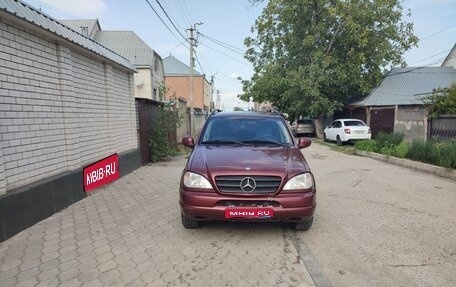 Mercedes-Benz M-Класс, 1999 год, 540 000 рублей, 1 фотография