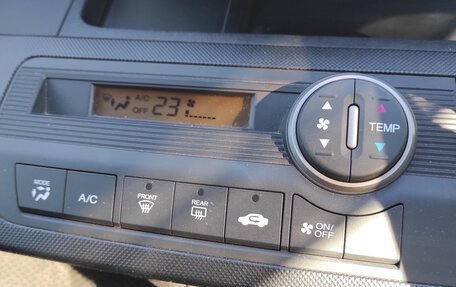 Honda Freed I, 2014 год, 1 175 000 рублей, 19 фотография