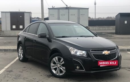 Chevrolet Cruze II, 2014 год, 900 000 рублей, 3 фотография