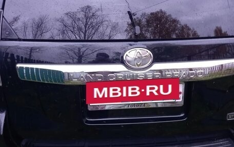 Toyota Land Cruiser Prado 150 рестайлинг 2, 2017 год, 3 800 000 рублей, 2 фотография