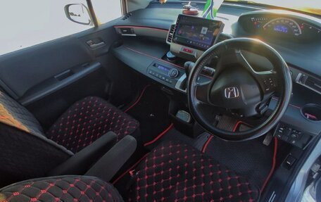 Honda Freed I, 2015 год, 1 350 000 рублей, 3 фотография