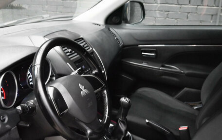 Mitsubishi ASX I рестайлинг, 2013 год, 995 000 рублей, 16 фотография