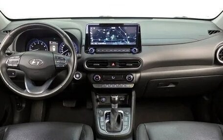 Hyundai Kona I, 2022 год, 1 542 000 рублей, 10 фотография