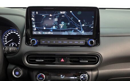 Hyundai Kona I, 2022 год, 1 542 000 рублей, 13 фотография