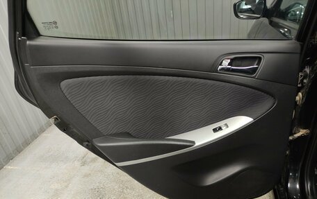 Hyundai Solaris II рестайлинг, 2013 год, 770 000 рублей, 15 фотография