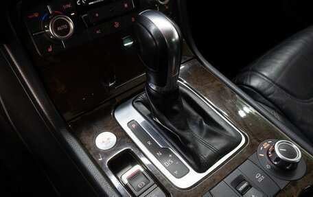 Volkswagen Touareg III, 2013 год, 2 045 000 рублей, 11 фотография