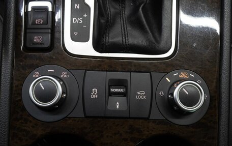 Volkswagen Touareg III, 2013 год, 2 045 000 рублей, 12 фотография