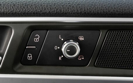 Volkswagen Touareg III, 2013 год, 2 045 000 рублей, 15 фотография