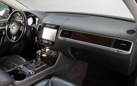 Volkswagen Touareg III, 2013 год, 2 045 000 рублей, 20 фотография