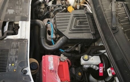 Renault Logan II, 2015 год, 650 000 рублей, 7 фотография