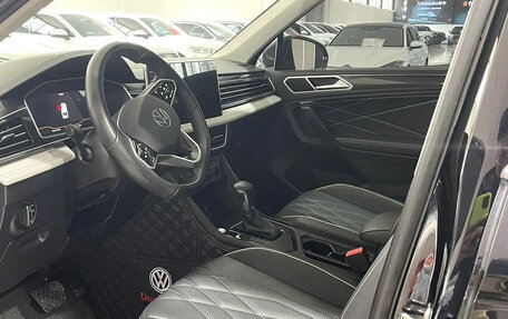 Volkswagen Tiguan II, 2022 год, 3 100 000 рублей, 7 фотография